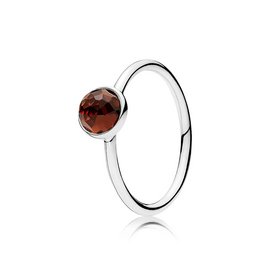 Серебряное кольцо с натуральным камнем Гранатовая капля Pandora