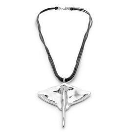 Кожаное ожерелье с серебром со скатом UNOde50 Ser Majestuosa