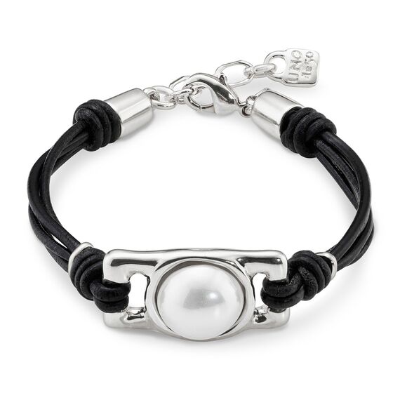 Браслет на кожаном ремешке с жемчугом в серебряной вставке UNOde50 DARLING