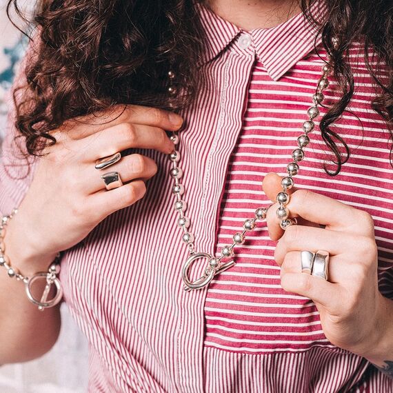 Женское ожерелье с серебром из сферических бусин UNOde50 OFF/ON, изображение 4