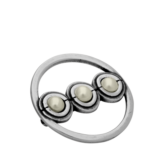 Брошь с белым жемчугом Ciclon Cocco