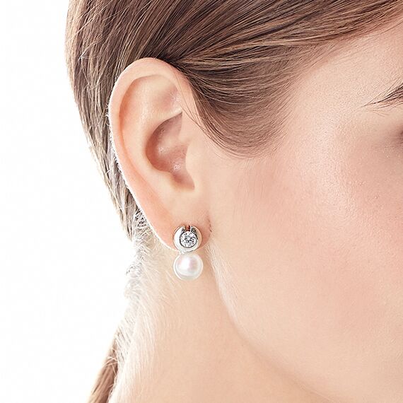 Серебряные серьги с органическим жемчугом и кубиками циркония Majorica EXQUISITE, изображение 3